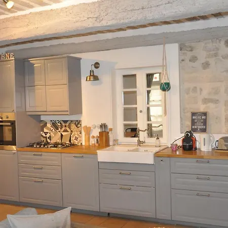 Marquise Des Roses Apartment Grignan